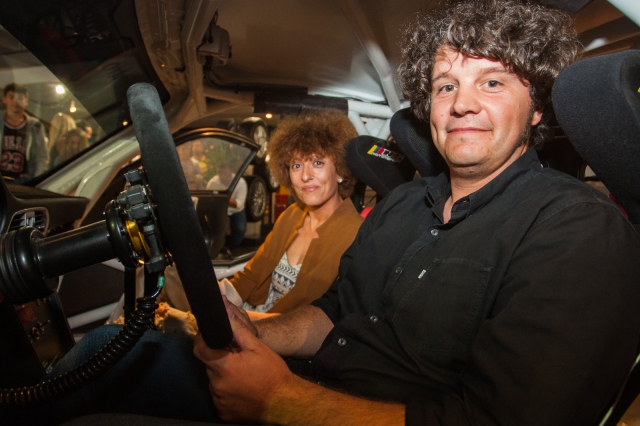 019 presentacin porsche 2010 ares racing 039